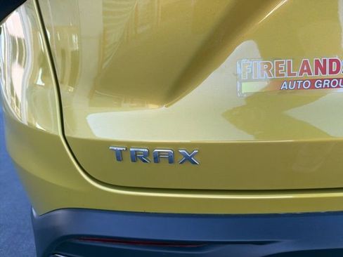 Used 2024 Chevrolet Trax ACTIV w/ Sunroof Package image 10