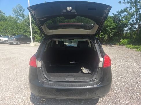 Used 2011 Nissan Rogue SV w/ SL Pkg AWD/4WD image 10