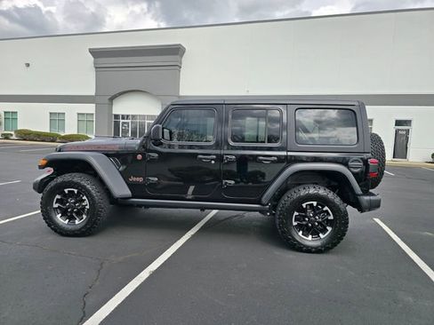 Used 2025 Jeep Wrangler Unlimited Rubicon image 10