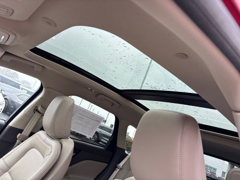 Certified 2023 Lincoln Corsair AWD w/ Equipment Group 101A image 26