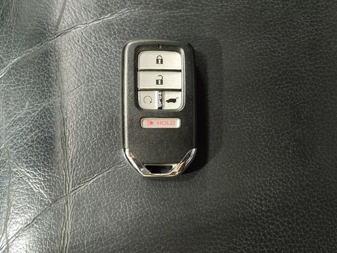 Used 2019 Honda Pilot EX-L image 32