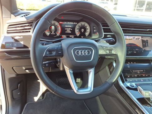 Used 2025 Audi Q7 3.0T Premium Plus AWD/4WD image 17