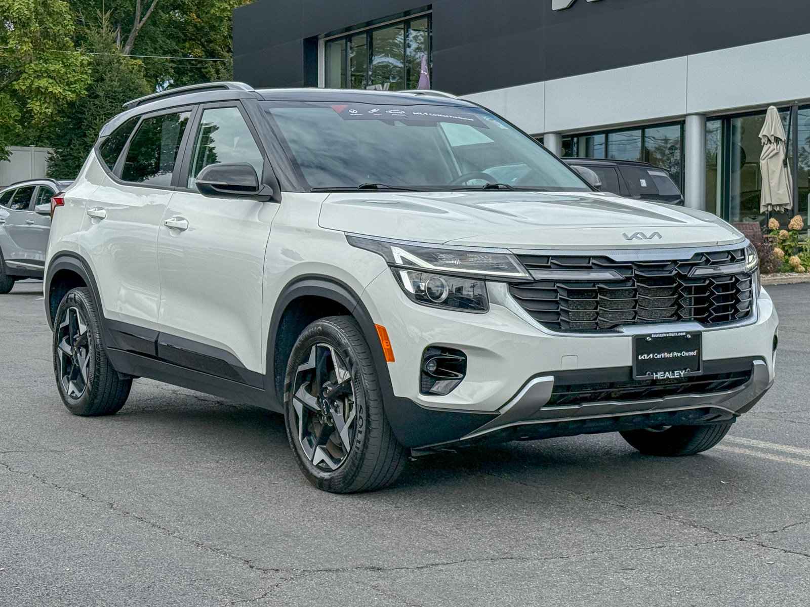 Certified 2025 Kia Seltos S AWD/4WD image 1