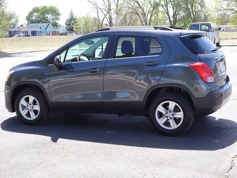 Used 2016 Chevrolet Trax LT w/ LT Convenience Package image 7