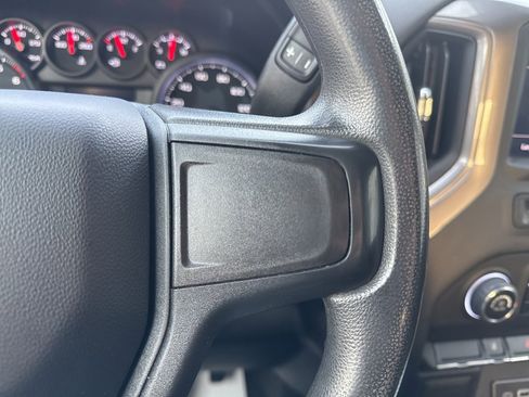 Certified 2024 Chevrolet Silverado 2500 Custom image 19