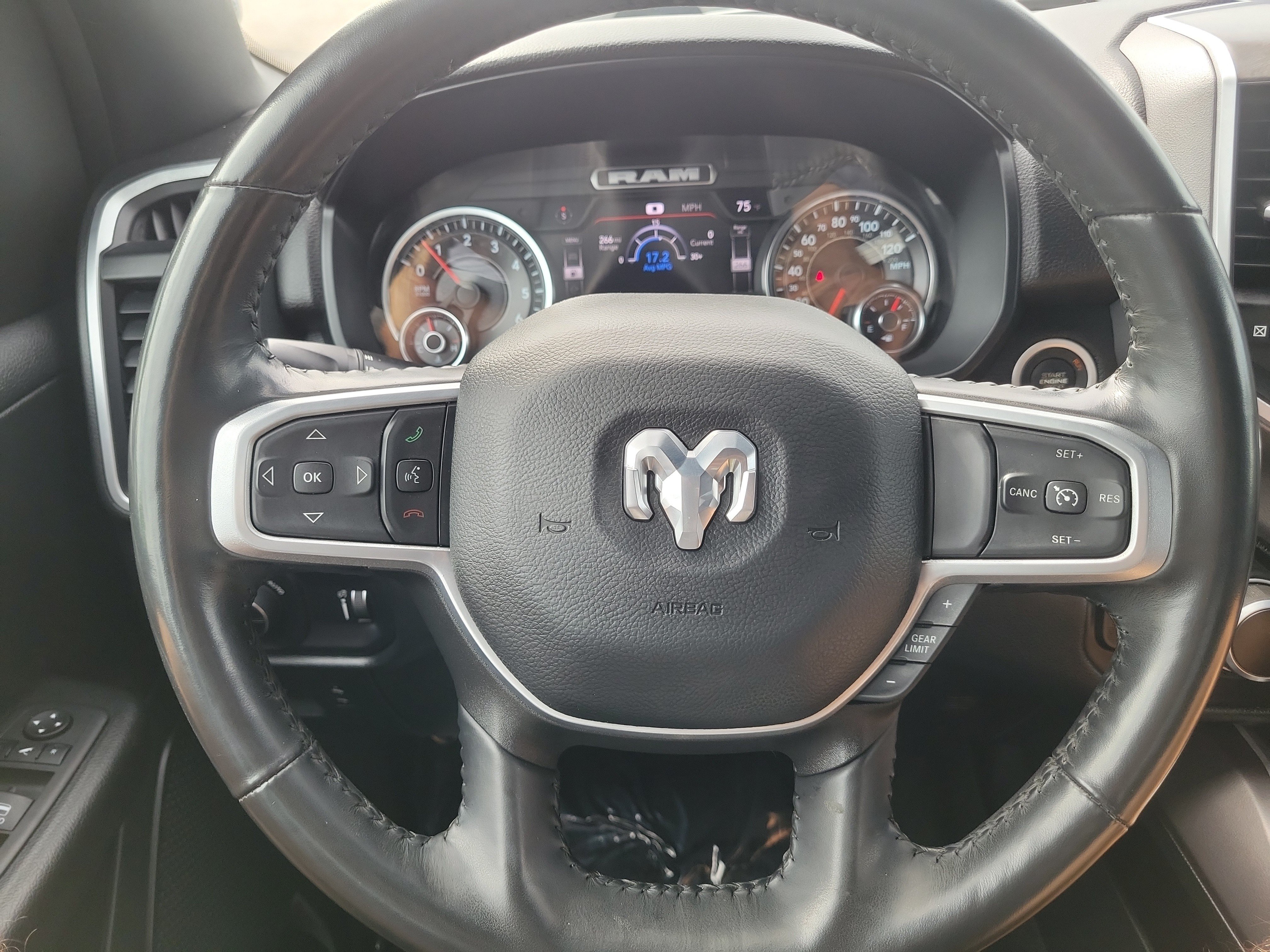 Used 2022 RAM 1500 Big Horn RWD image 21