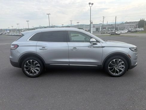 Certified 2022 Lincoln Nautilus Reserve AWD/4WD image 6