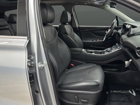 Used 2022 Hyundai Santa Fe SEL w/ Convenience + Premium Package AWD/4WD image 24