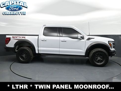 Used 2025 Ford F150 Raptor AWD/4WD image 27