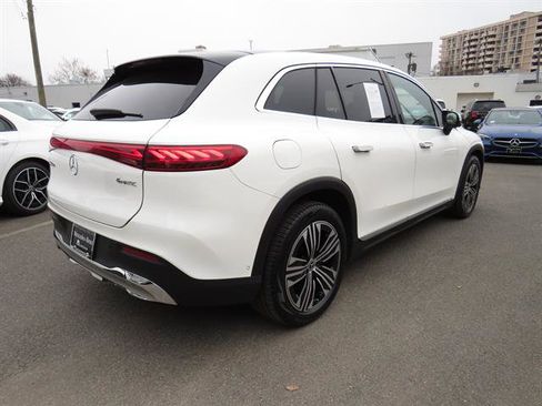 Certified 2023 Mercedes-Benz EQS 450+ 4MATIC SUV w/ Pinnacle Trim Package image 4