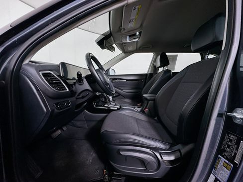 Used 2025 Kia Seltos S FWD image 13