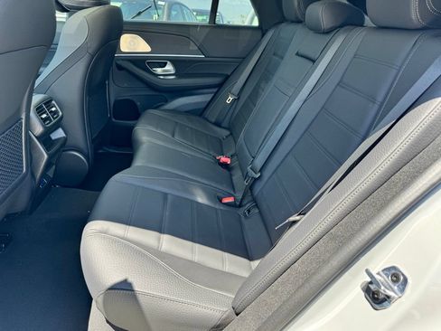 Used 2025 Mercedes-Benz GLE 450 4MATIC Coupe image 28