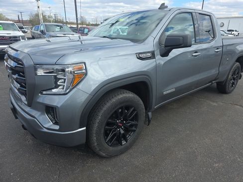 Used 2019 GMC Sierra 1500 Elevation w/ Elevation Value Package AWD/4WD image 2