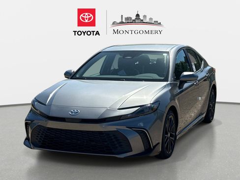 New 2026 Toyota Camry SE FWD image 7