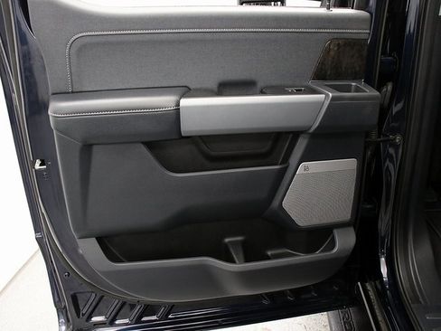 Used 2024 Ford F250 Lariat w/ Sport Appearance Package image 27