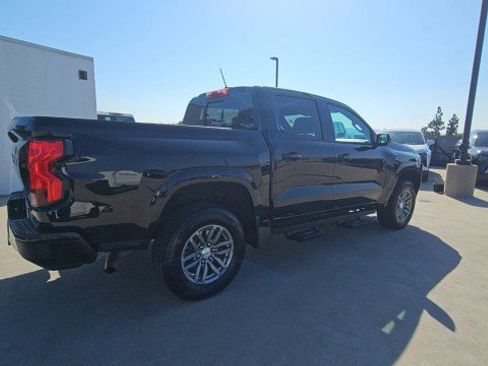Used 2024 Chevrolet Colorado LT w/ LT Convenience Package RWD image 8