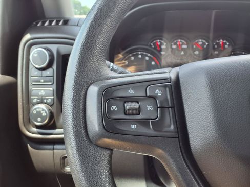 Used 2024 Chevrolet Silverado 2500 Custom w/ Custom Convenience Package AWD/4WD image 9