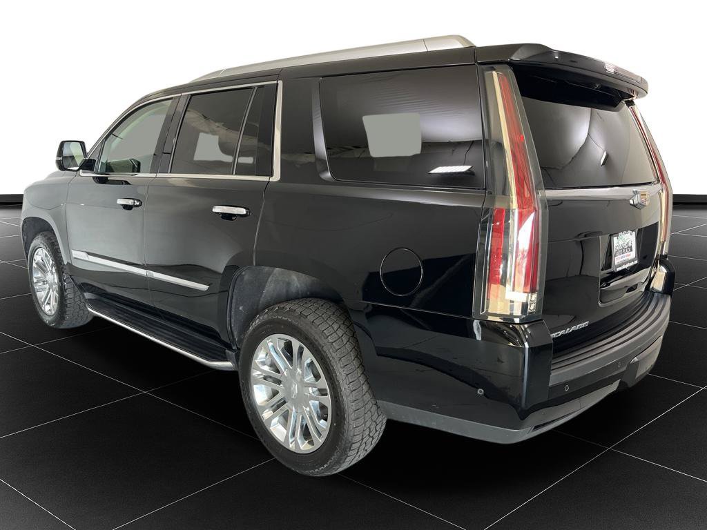 Used 2020 Cadillac Escalade 4WD image 3