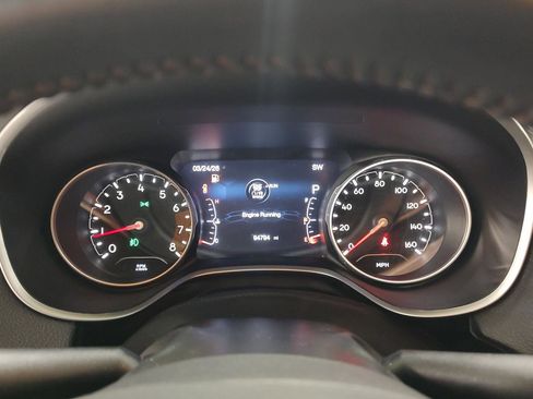 Used 2018 Jeep Compass Latitude w/ Popular Equipment Group image 6