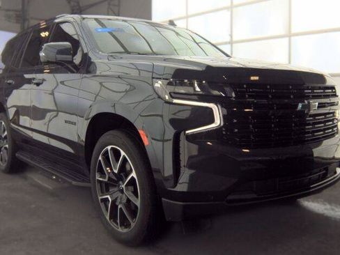 Used 2024 Chevrolet Tahoe RST w/ Luxury Package RWD image 6