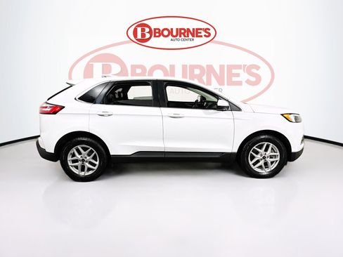 Used 2024 Ford Edge SEL image 11
