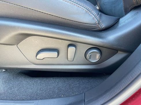 Certified 2025 Subaru Forester Touring AWD/4WD image 30