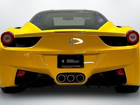 Used 2013 Ferrari 458 Italia Coupe RWD image 6