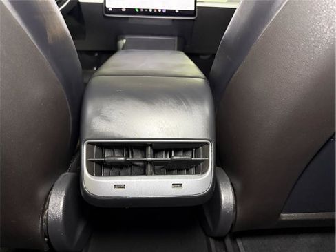 Used 2018 Tesla Model 3 Long Range image 21