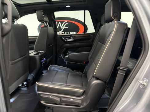 Used 2023 Chevrolet Tahoe Premier RWD image 14