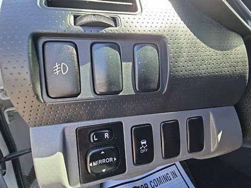 Used 2013 Toyota Tacoma PreRunner w/ SR5 Pkg RWD image 11
