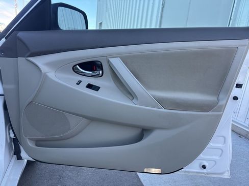 Used 2007 Toyota Camry CE image 29