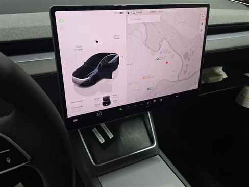 Used 2026 Tesla Model Y Long Range RWD image 4