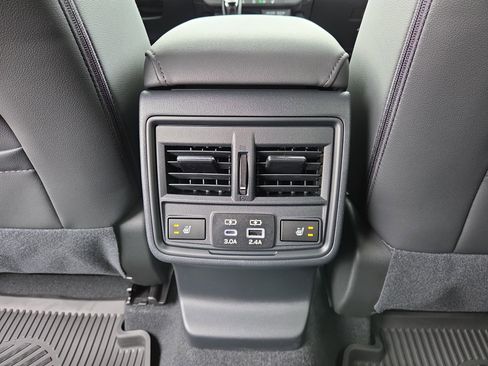 New 2026 Subaru Outback Limited image 8