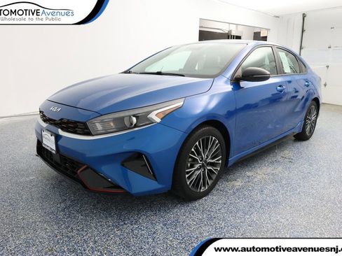 Used 2023 Kia Forte GT-Line w/ GT-Line Premium Package image 1