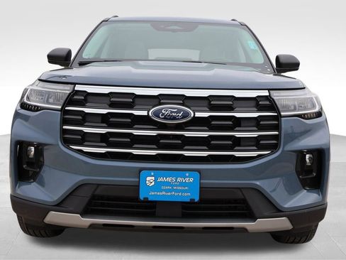 New 2026 Ford Explorer Active w/ Active Comfort Package image 7