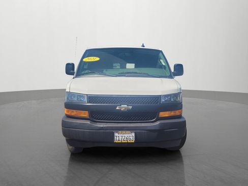 Used 2021 Chevrolet Express 2500 w/ Driver Convenience Package image 3