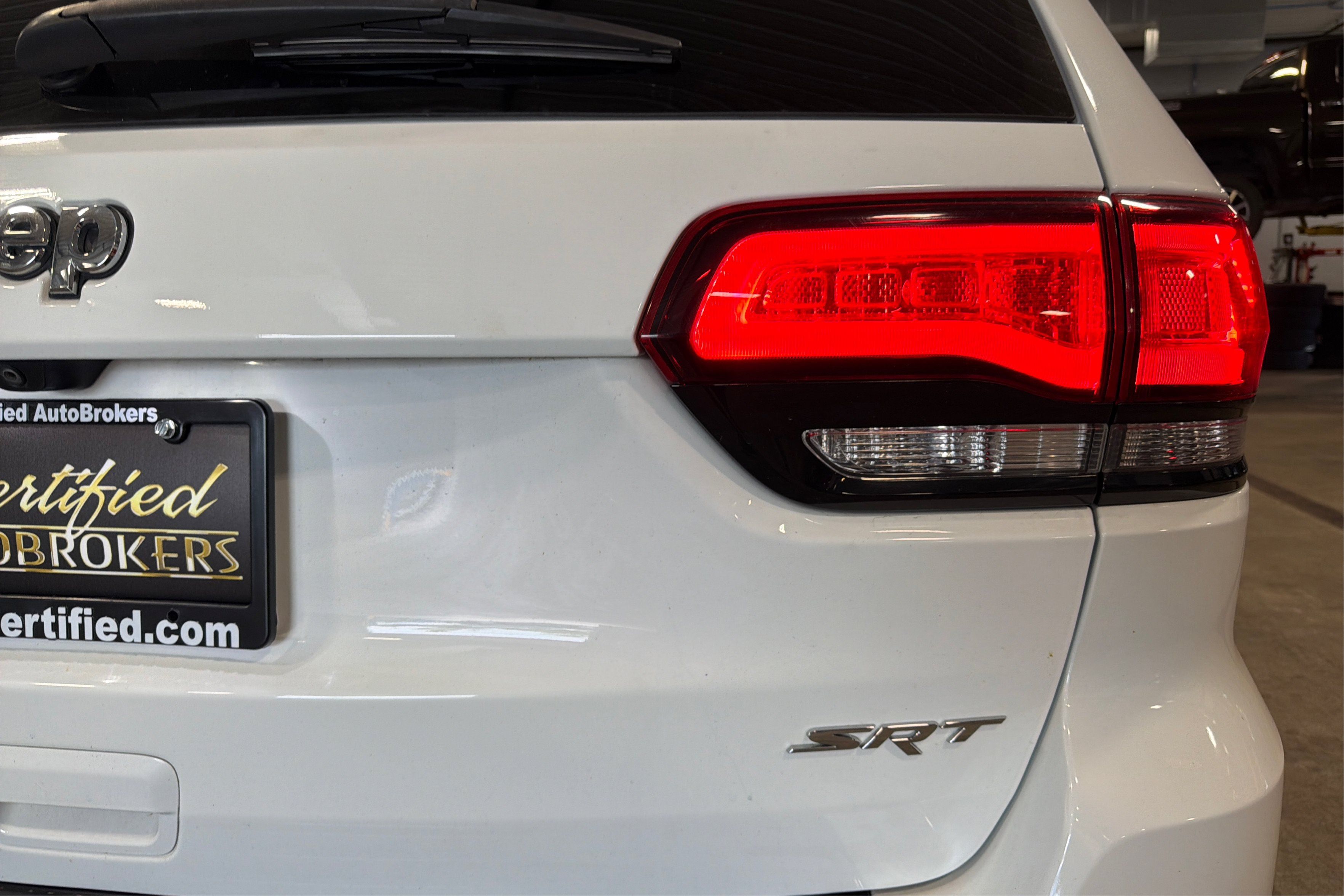 Used 2014 Jeep Grand Cherokee SRT w/ Trailer Tow Group IV AWD/4WD image 46