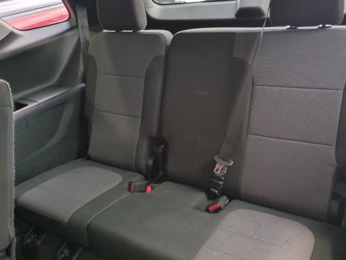 Used 2020 Chevrolet Traverse LS AWD/4WD image 17