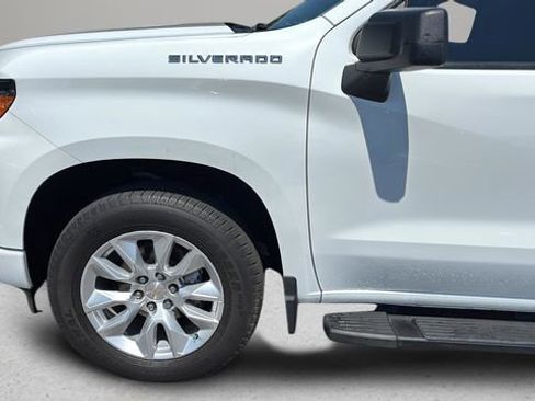 Used 2023 Chevrolet Silverado 1500 Custom RWD image 31
