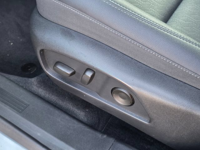 Used 2026 Chevrolet Equinox LT w/ Convenience Package II FWD image 20