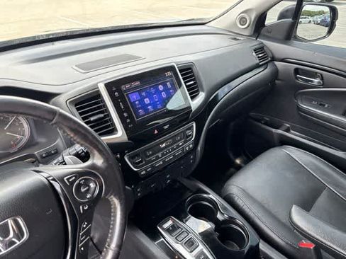 Used 2018 Honda Pilot Elite image 20