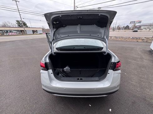 Used 2025 Nissan Versa S w/ Trunk Package image 27