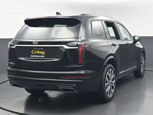 Used 2024 Cadillac XT6 Sport w/ Technology Package AWD/4WD image 5