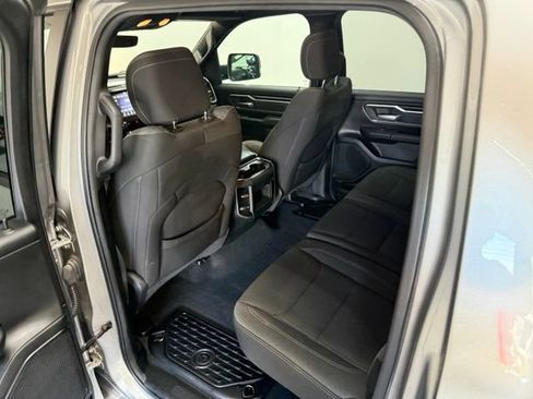 Used 2021 RAM 1500 Big Horn AWD/4WD image 32