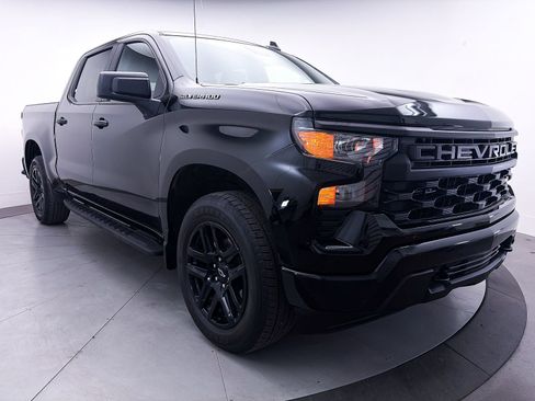 Used 2024 Chevrolet Silverado 1500 Custom AWD/4WD image 10