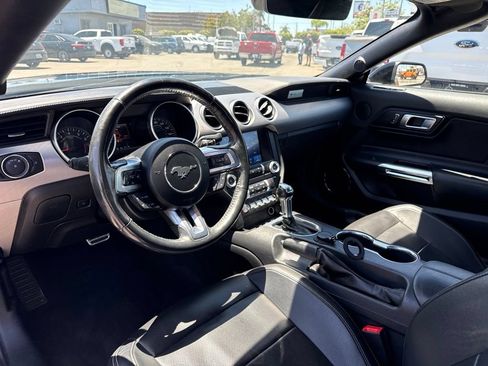 Used 2022 Ford Mustang Premium RWD image 7