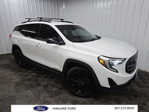 Used 2020 GMC Terrain SLE w/ Driver Convenience Package image 7