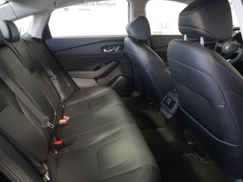 Used 2024 Honda Accord Touring image 8