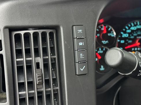 Used 2023 Chevrolet Express 3500 LS image 18