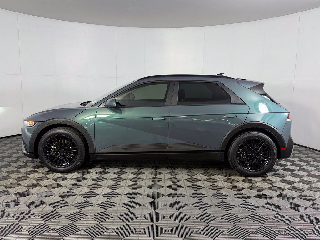 Used 2025 Hyundai Ioniq 5 SEL RWD image 10